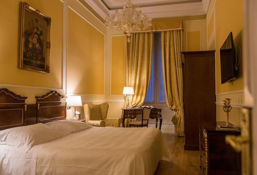 ホテル Bristol Palace