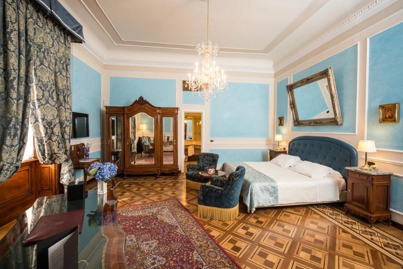 ホテル Bristol Palace