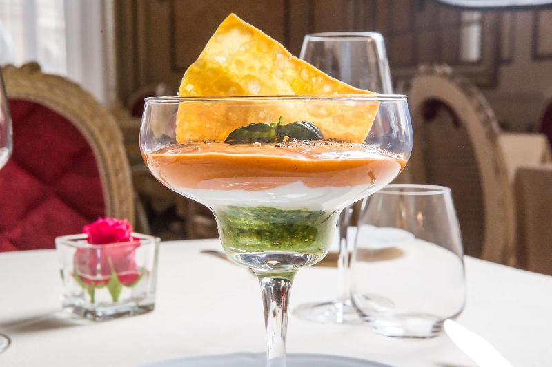 ホテル Bristol Palace