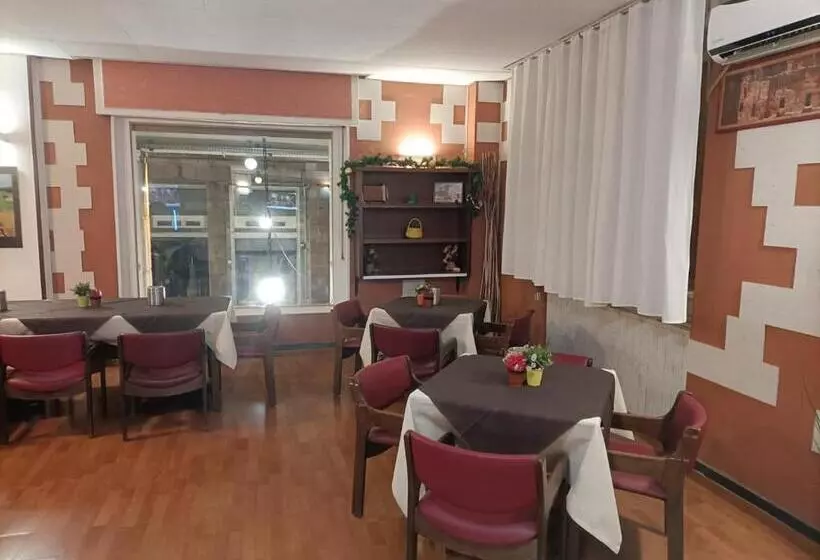 هتل Giappone Inn Parking