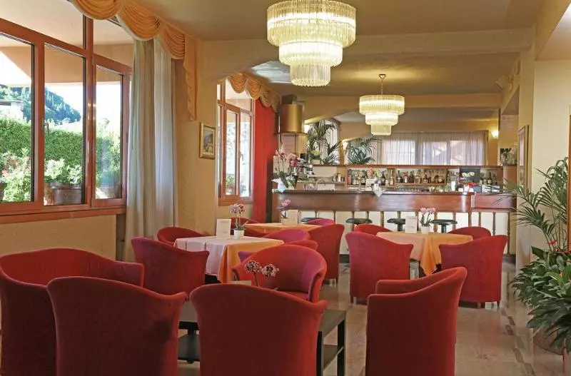 هتل La Perla  Bike