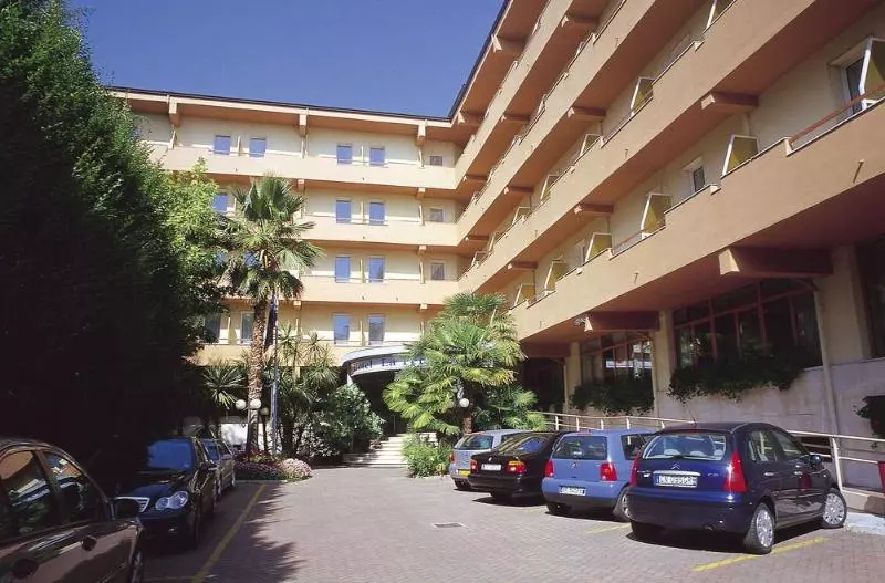 هتل La Perla  Bike