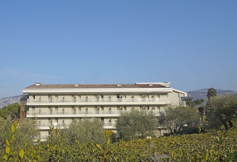 בית מלון כפרי La Perla Bike