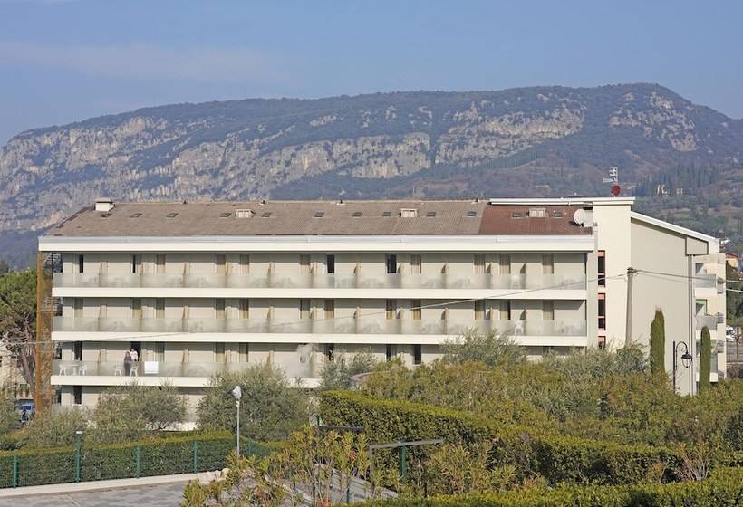 בית מלון כפרי La Perla Bike