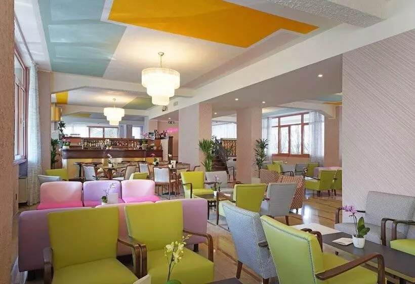 هتل La Perla  Bike