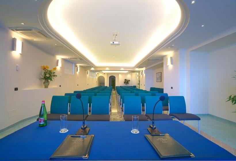 هتل Le Querce Resort Sea Thermae & Spa