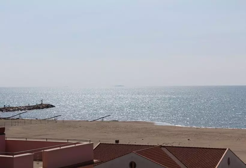 Lola Piccolo Hotel E Appartamenti