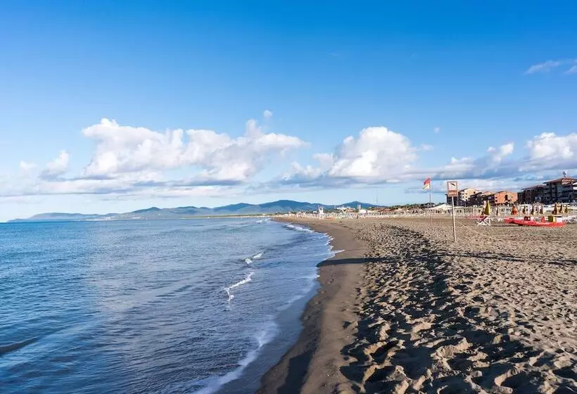 Lola Piccolo Hotel E Appartamenti