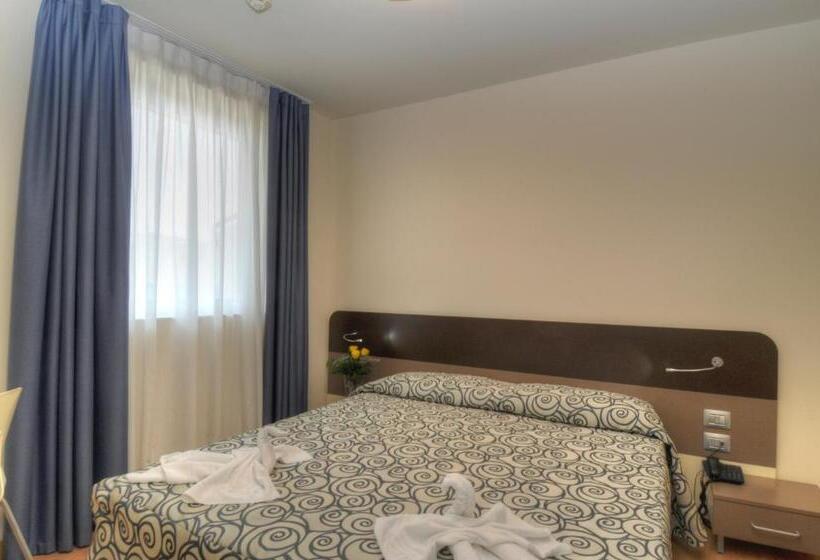 בית מלון כפרי Pasha