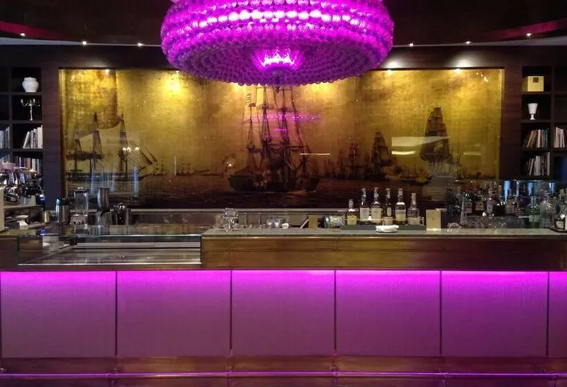 Plaza Hotel Lucchesi