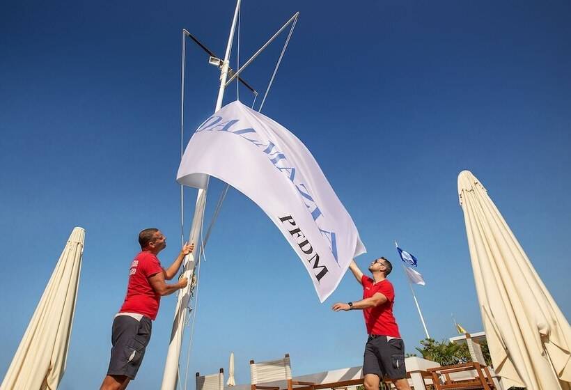 هتل Principe Forte Dei Marmi Resort & Spa