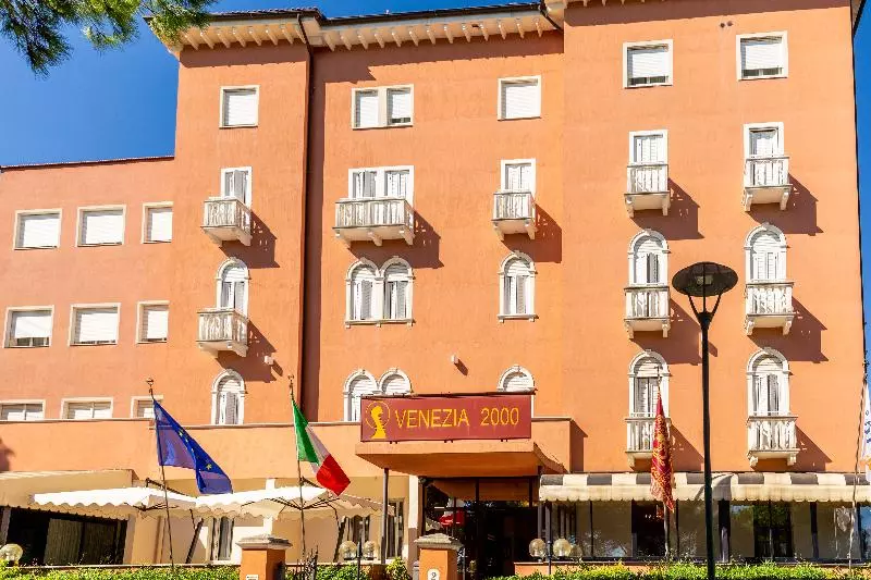 Hotel & Residence Venezia 2000
