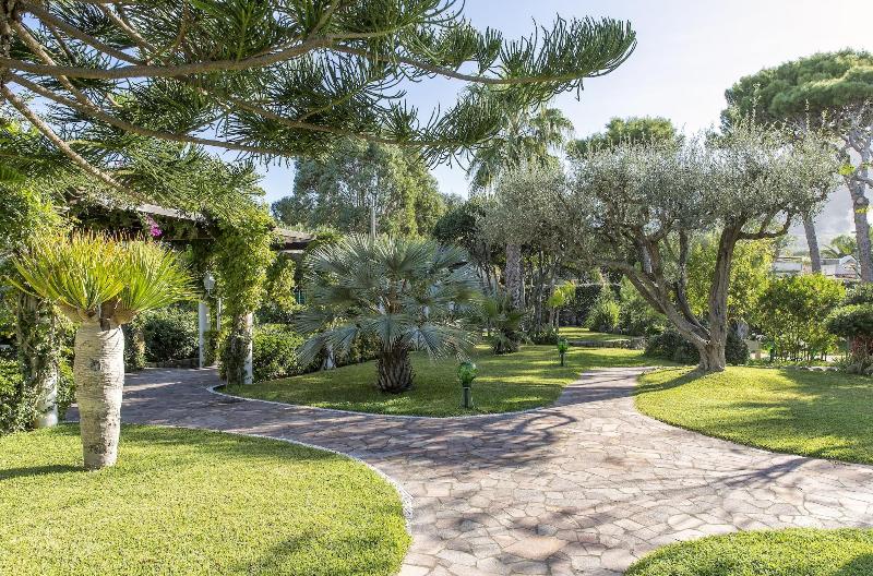 هتل Terme Tritone Resort & Spa