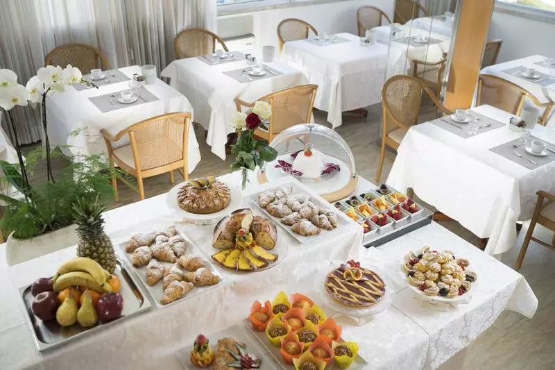 בית מלון כפרי Ascot & Spa