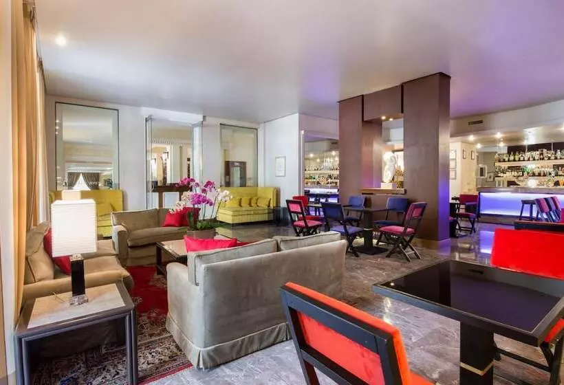 בית מלון כפרי Francia E Quirinale