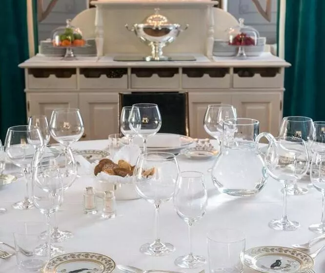 בית מלון כפרי Francia E Quirinale