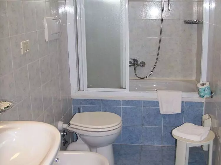 Отель Giulio Cesare