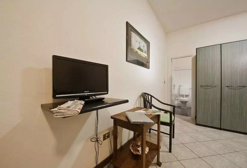 ホテル Italia Ristorante Pizzeria