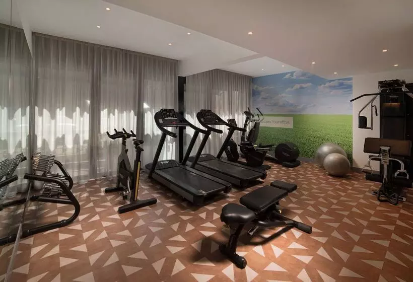 בית מלון כפרי NH Collection Roma Vittorio Veneto