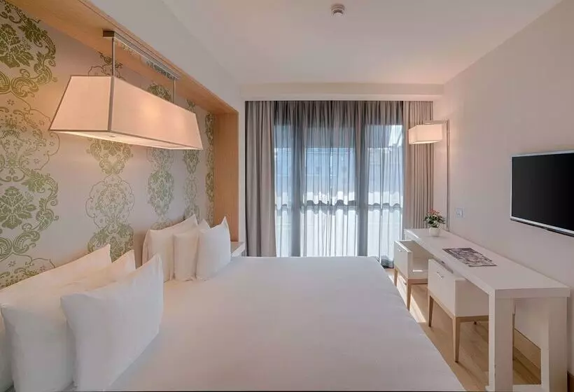 בית מלון כפרי NH Collection Roma Vittorio Veneto