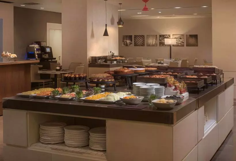 בית מלון כפרי NH Collection Roma Vittorio Veneto