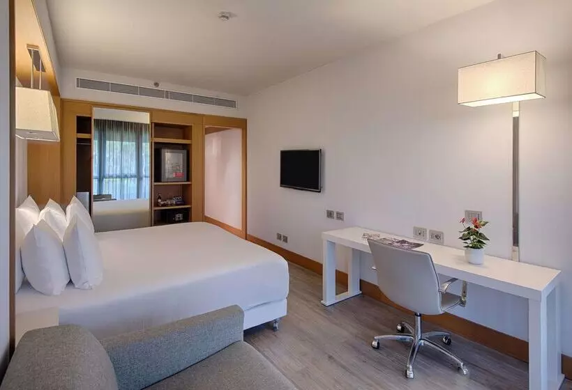 בית מלון כפרי NH Collection Roma Vittorio Veneto