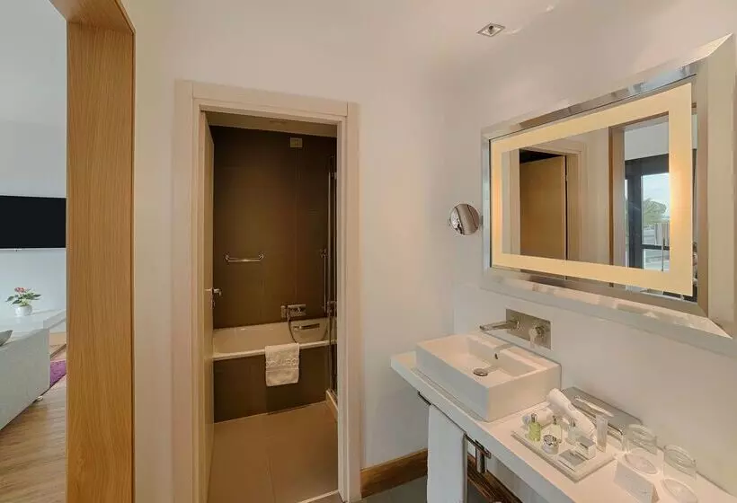 בית מלון כפרי NH Collection Roma Vittorio Veneto