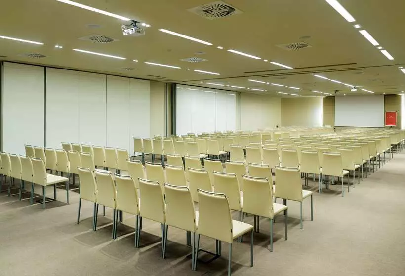 בית מלון כפרי NH Collection Roma Vittorio Veneto