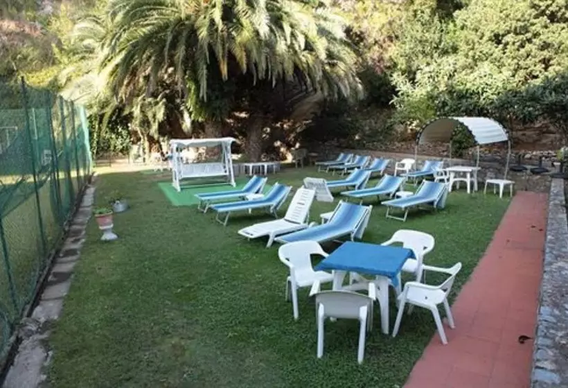 Отель Royal Sporting