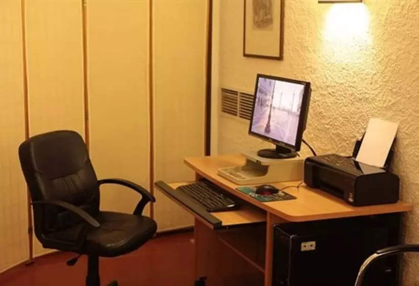 Отель Royal Sporting