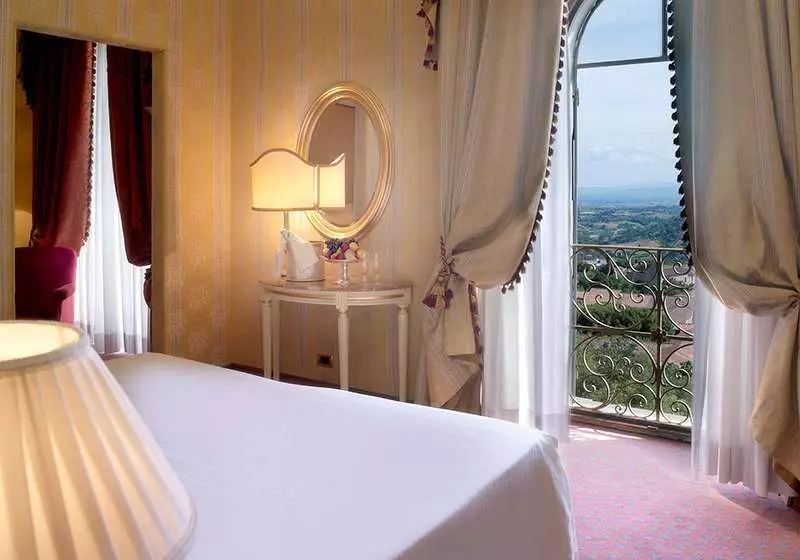 Отель Sina Brufani