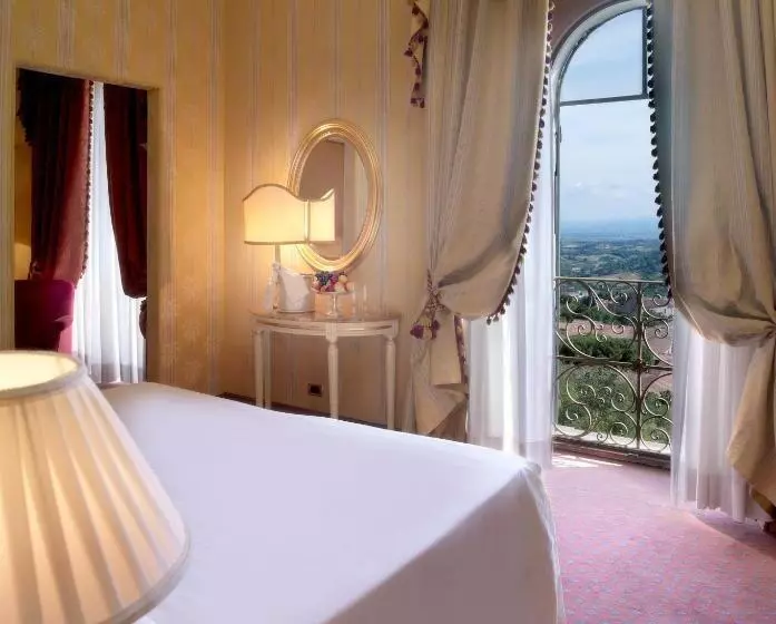 Отель Sina Brufani