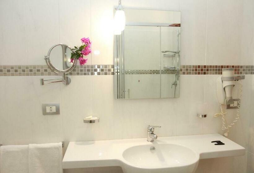 Villaggio Turistico La Mantinera