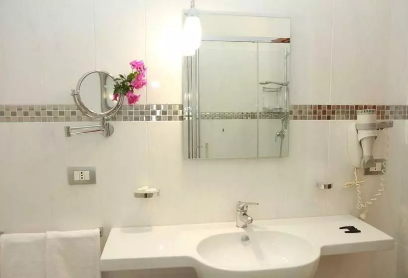 Villaggio Turistico La Mantinera