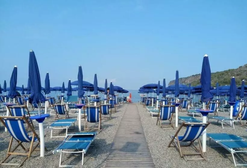 Villaggio Turistico La Mantinera