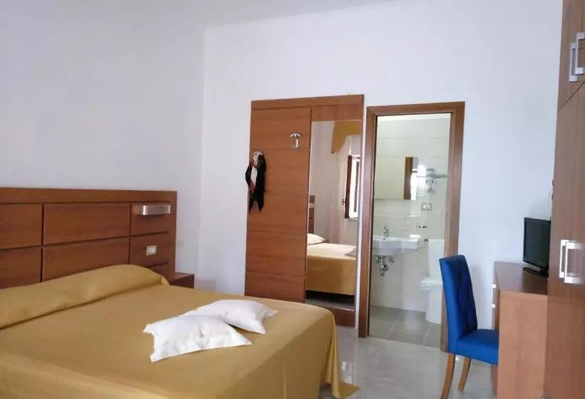 Villaggio Turistico La Mantinera