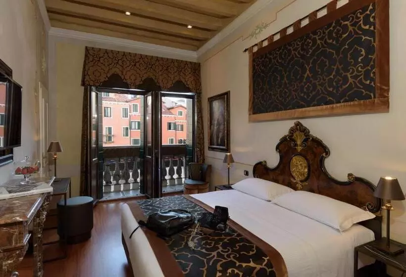 Unahotels Ala Venezia Adults 16