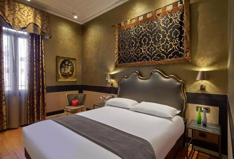 Unahotels Ala Venezia Adults 16