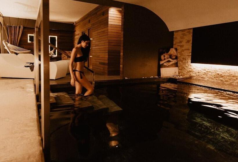 فندق Albergo Miramonti