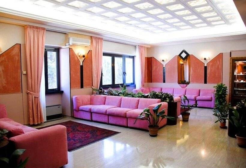 فندق Albergo Miramonti