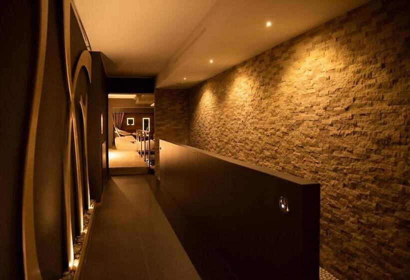 فندق Albergo Miramonti