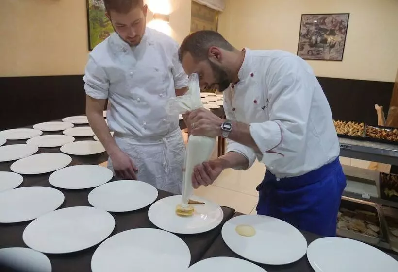 בית מלון כפרי Aretusa Palace