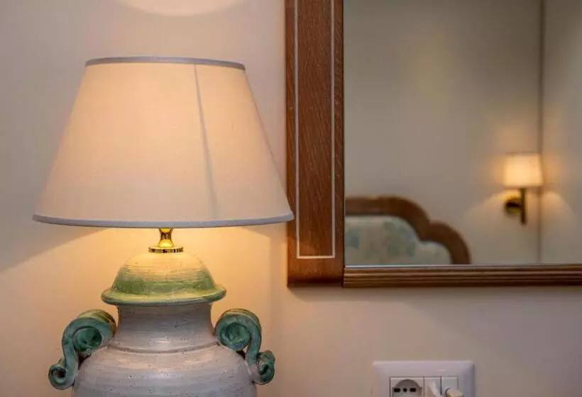 בית מלון כפרי Astoria