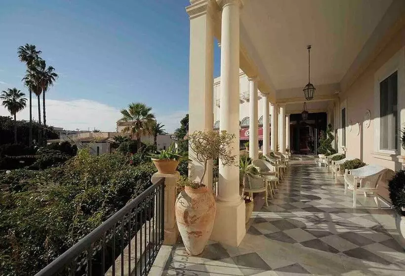Grand Hotel Villa Politi
