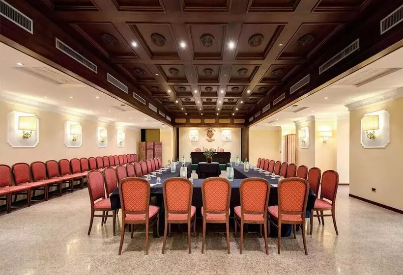 Grand Hotel Villa Politi