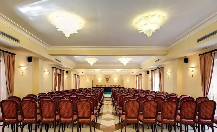 Grand Hotel Villa Politi
