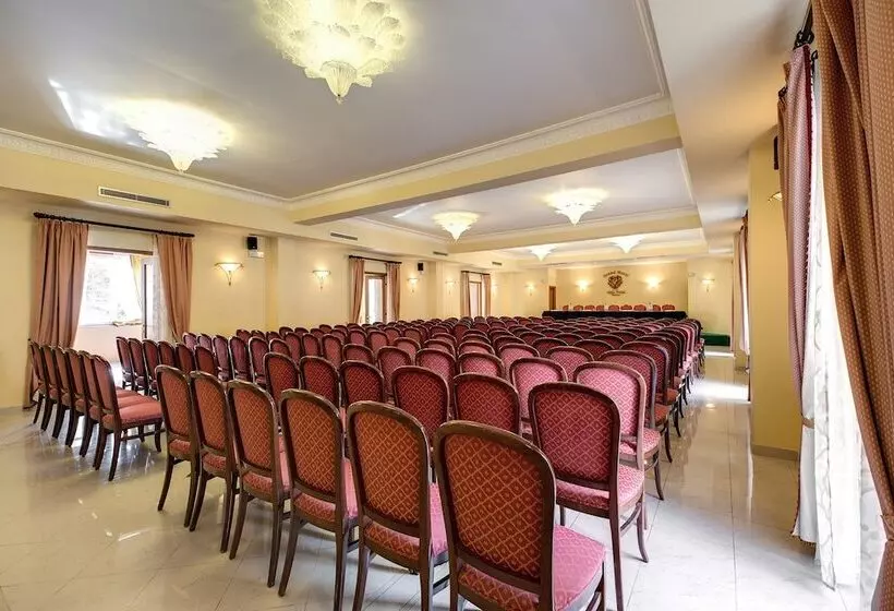 Grand Hotel Villa Politi