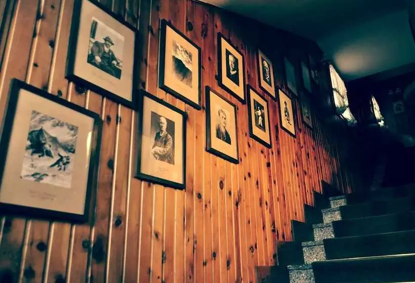 호텔 Hostellerie Des Guides