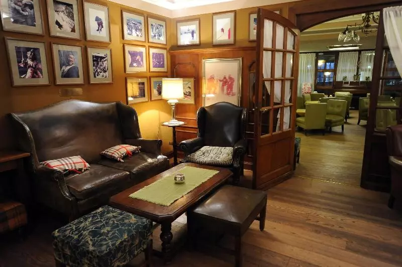 호텔 Hostellerie Des Guides