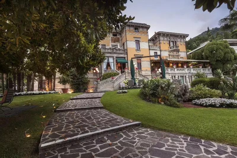 בית מלון כפרי Laurin